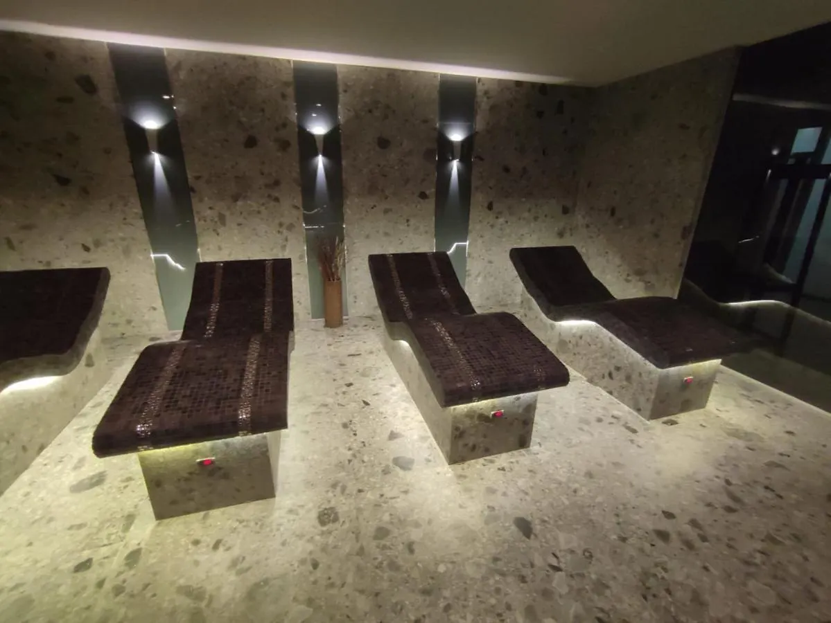 6 Luxury Spa Apartments Top Resort Bansko - Incl Wellness Aparthotel